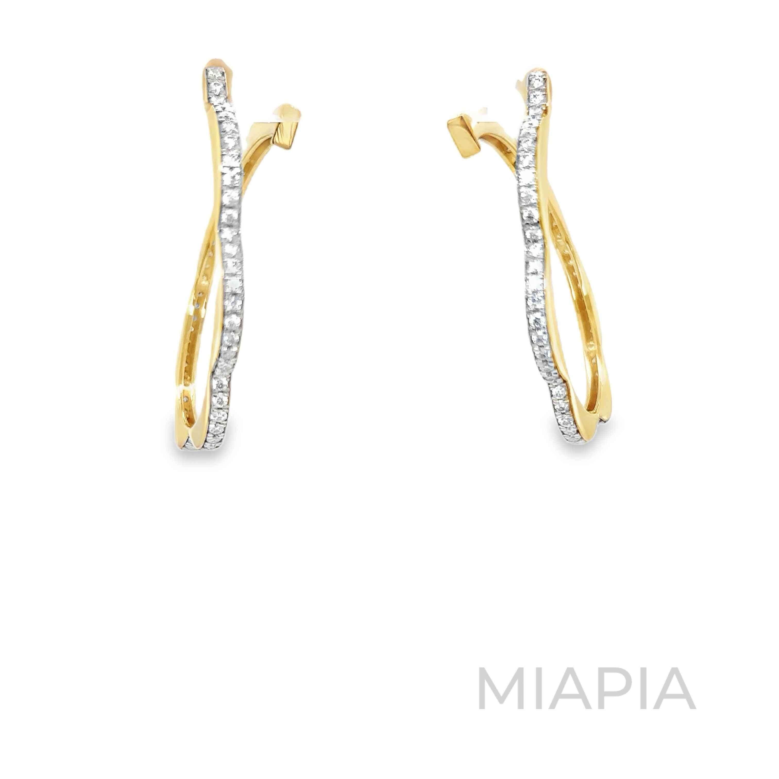 Wave Double-Sided Pave Hoops in Vermeil Gold