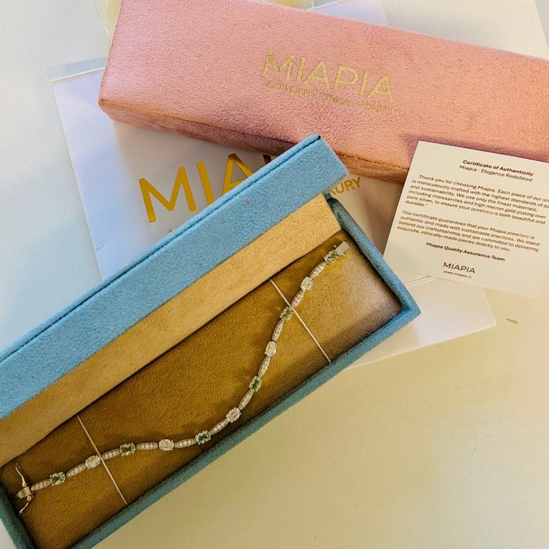 Golden Interlace Bracelet