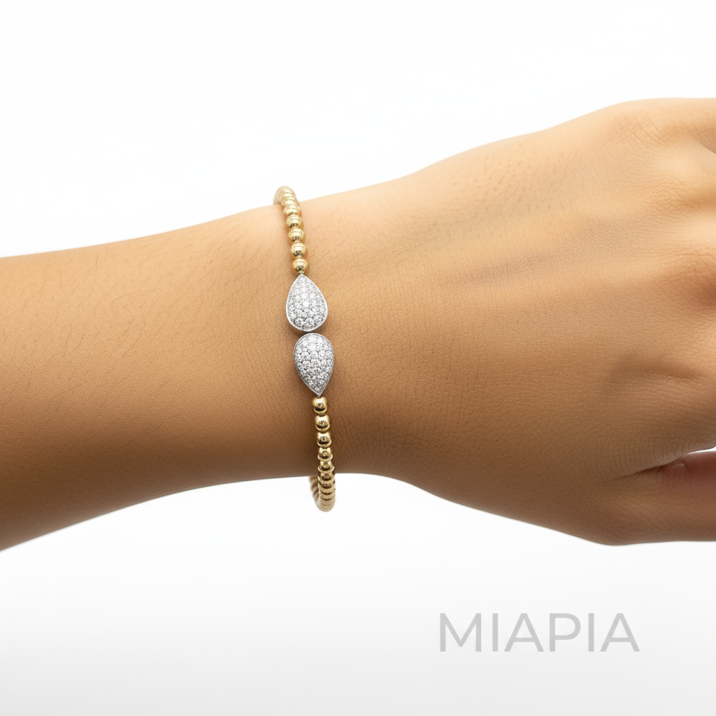 Snap & Swirl Teardrop Bracelet