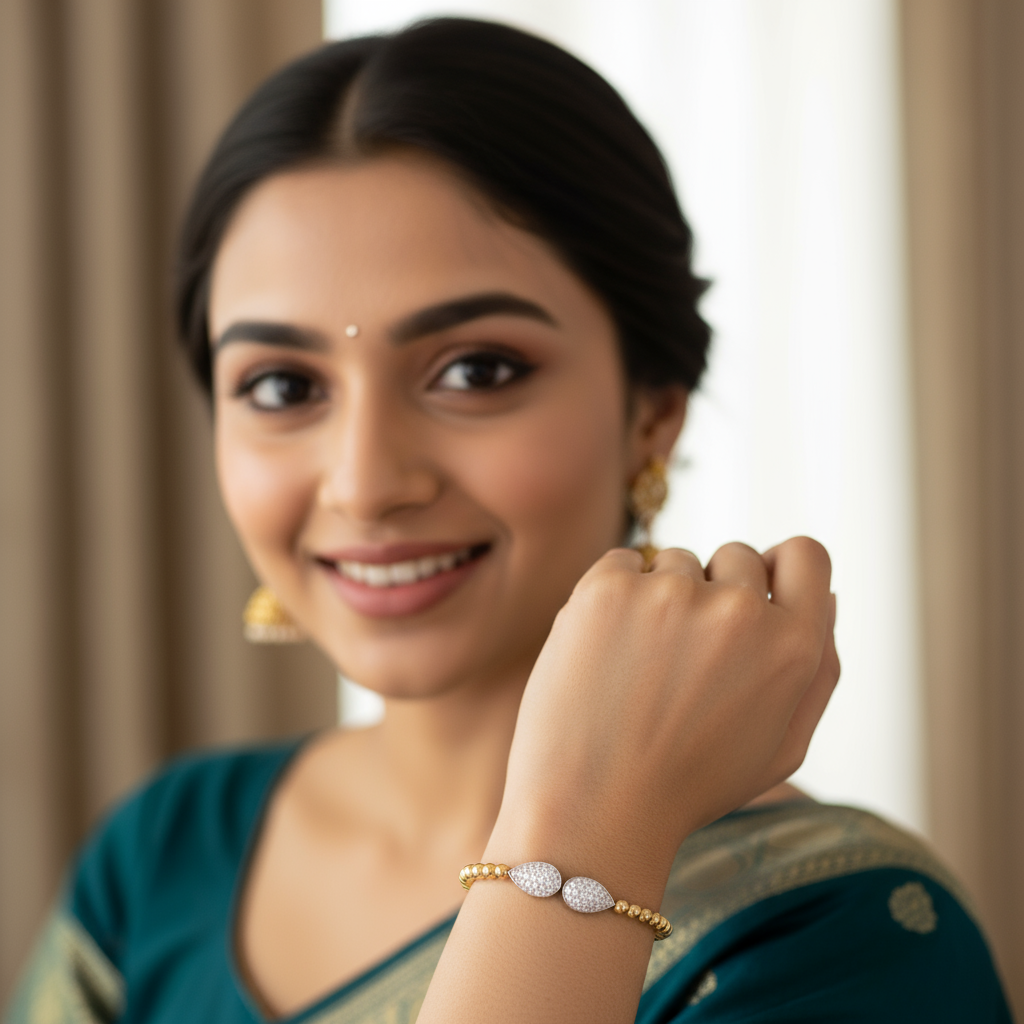 Snap & Swirl Teardrop Bracelet