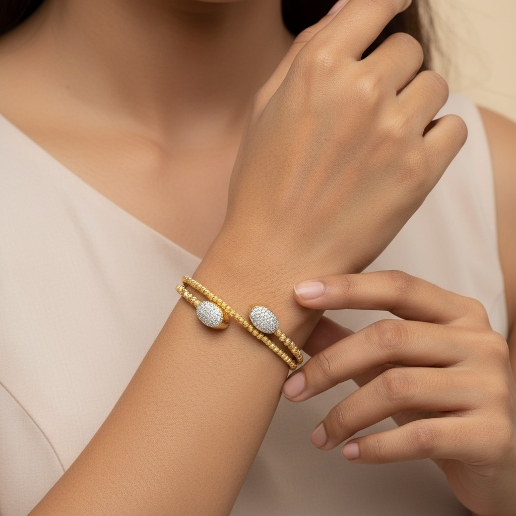 Oval Glow Snap & Swirl Bracelet