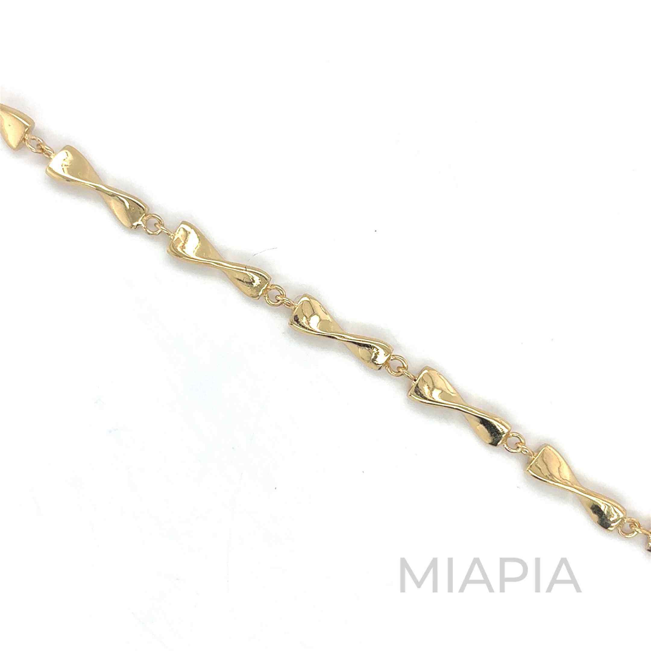 Flowing Links Bracelet