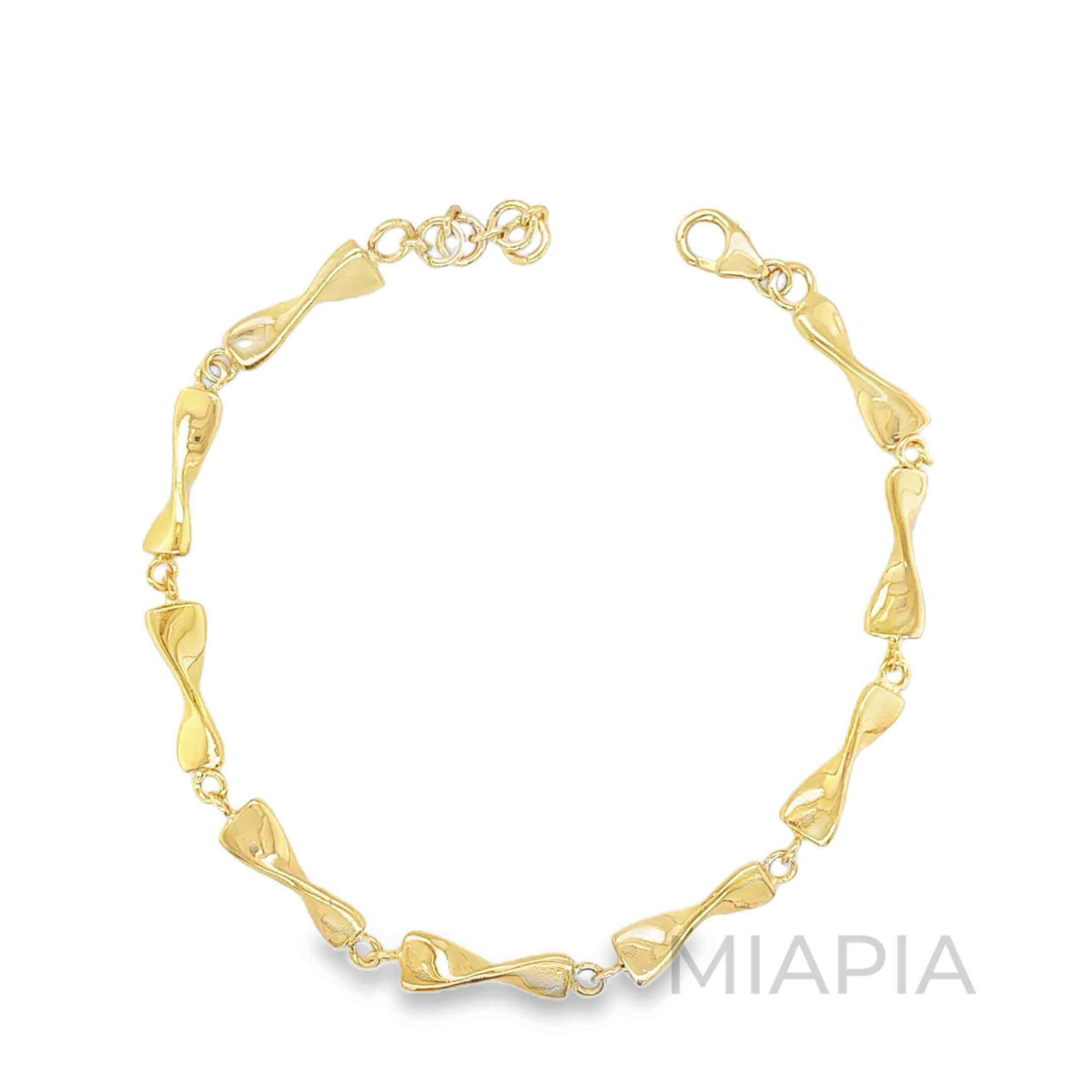 Flowing Links Bracelet