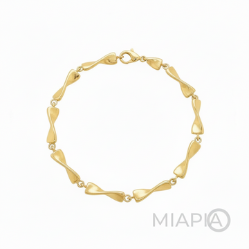 Flowing Links Bracelet