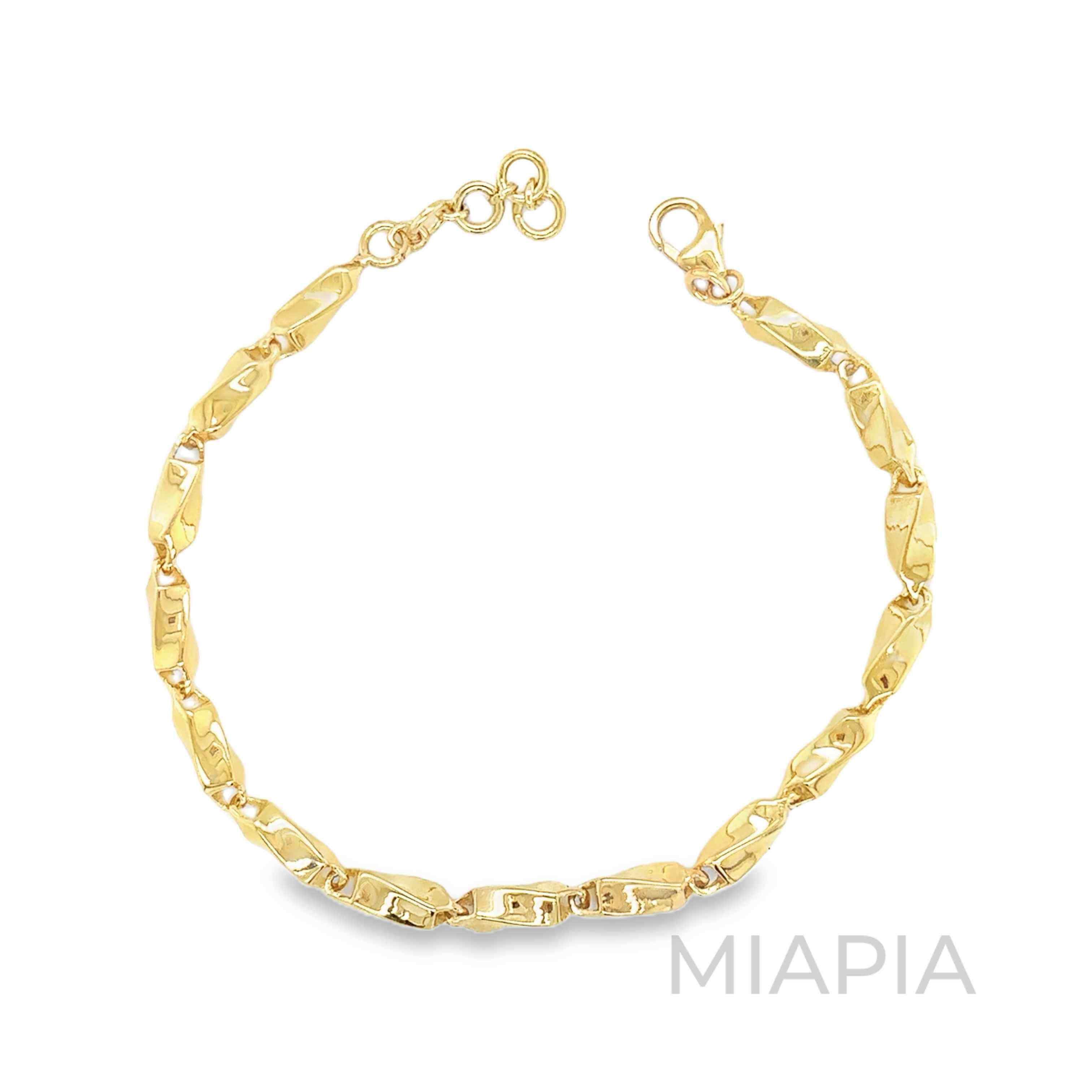 Ribbon Twist Bracelet