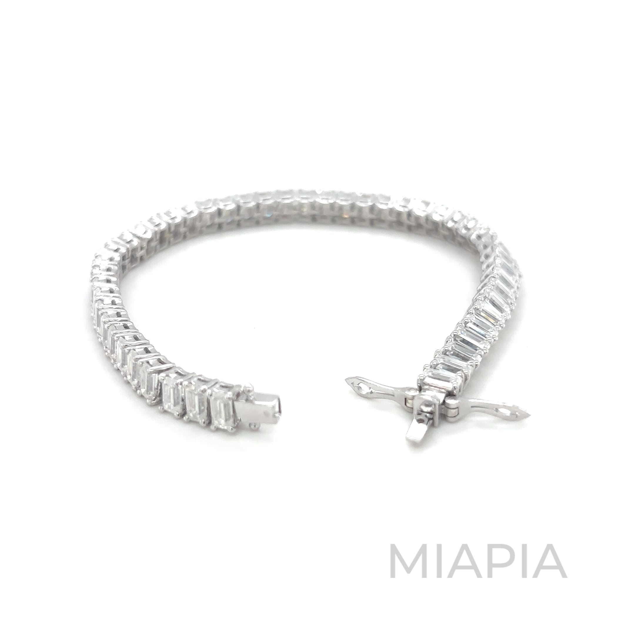 Elysian Emerald Cut Tennis Bracelet