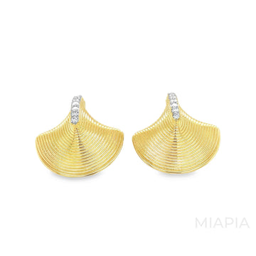 Radiant Shell Stud Earrings