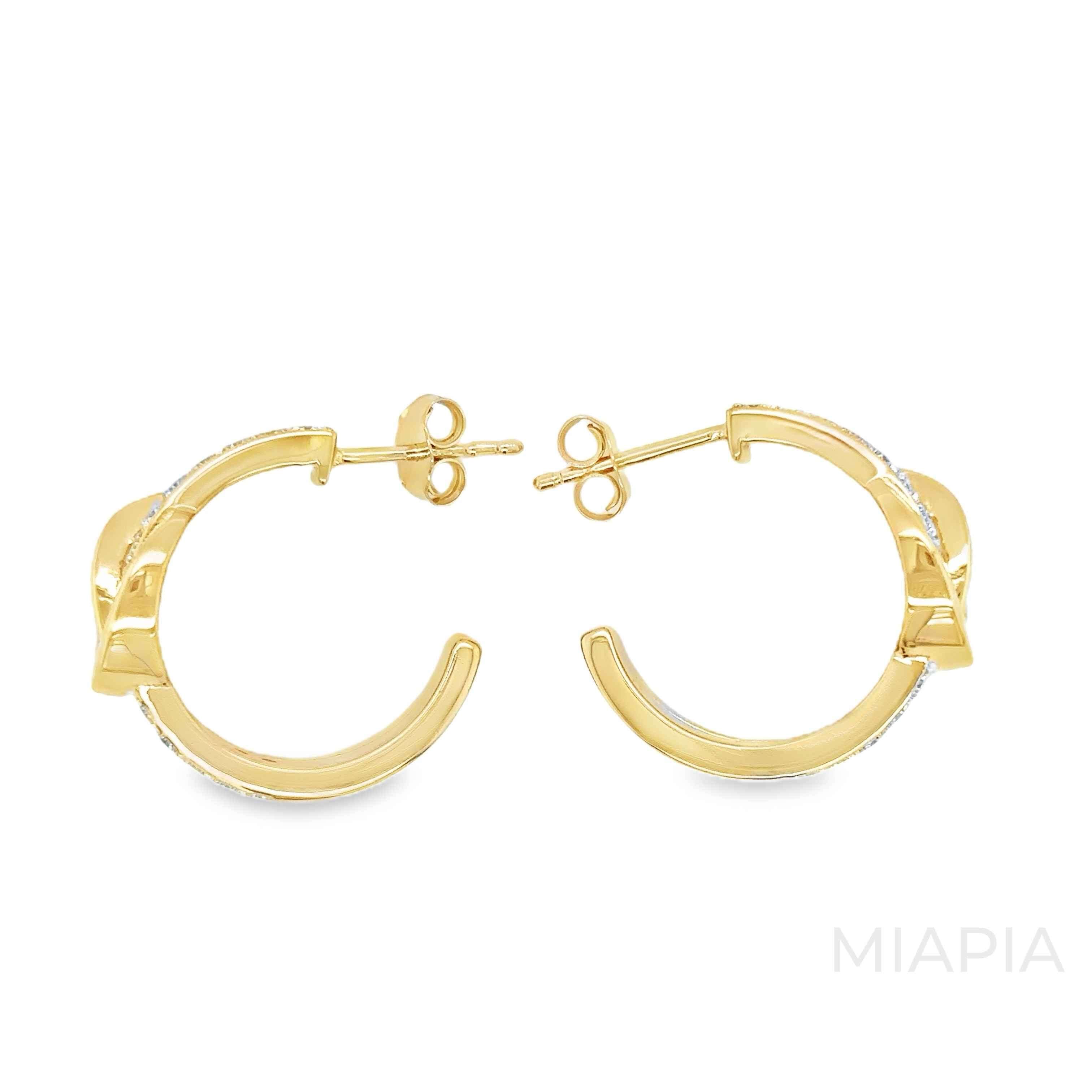 Intertwined Radiance Hoops
