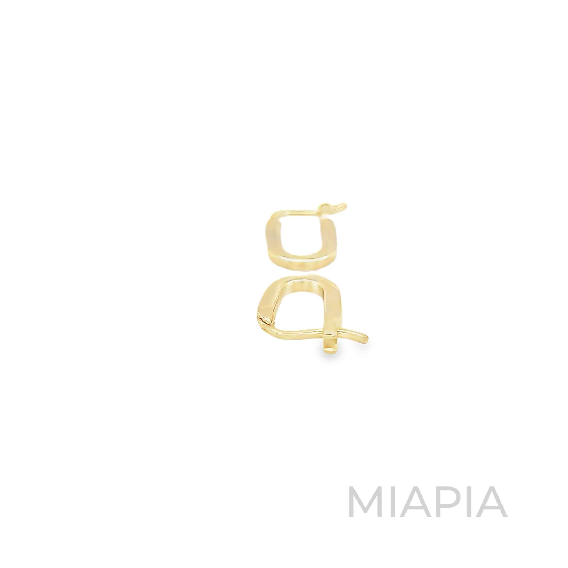 Minimalist Oval Earrings