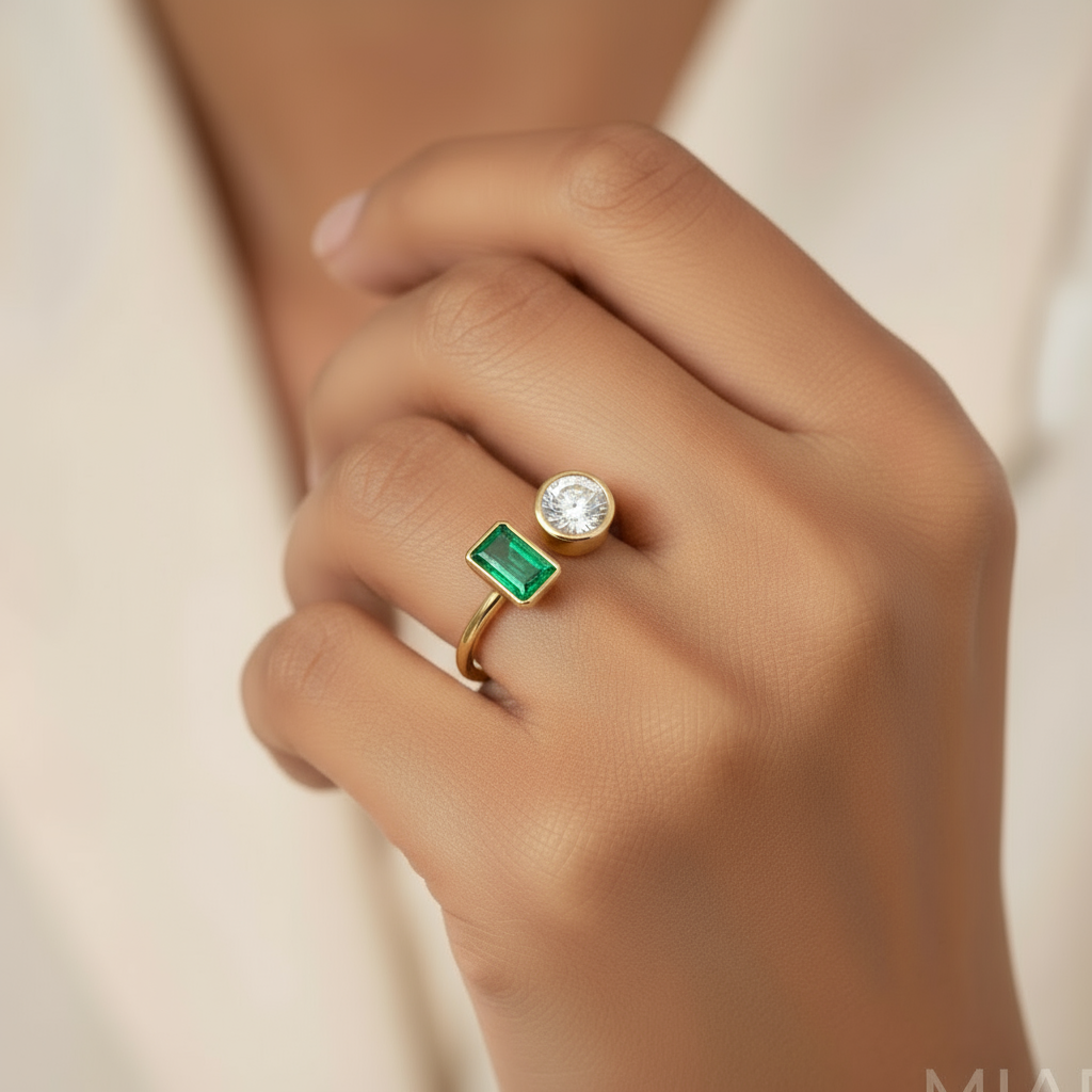 Tête-à-Tête Emerald Spark Ring