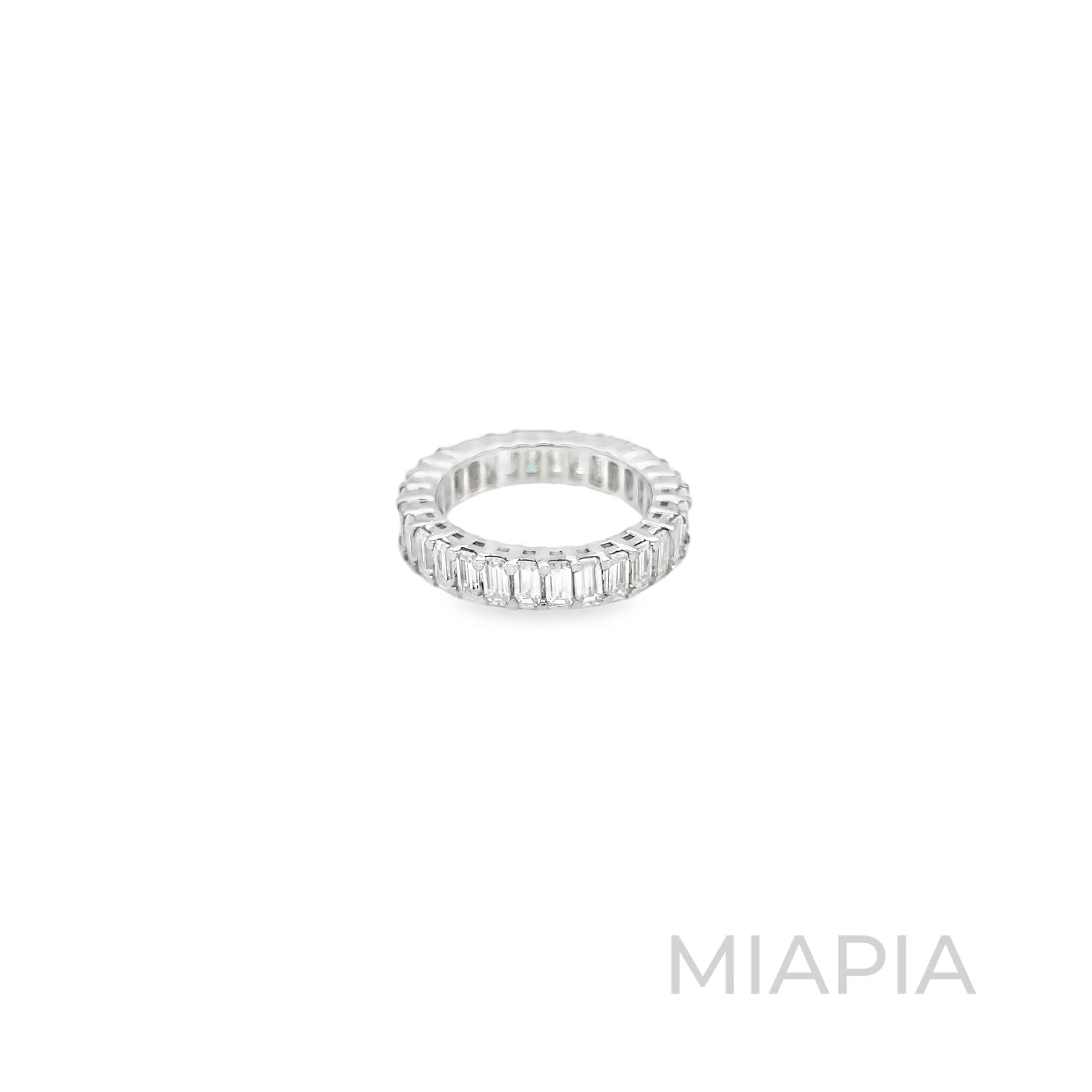 Emerald Radiance Eternity Ring