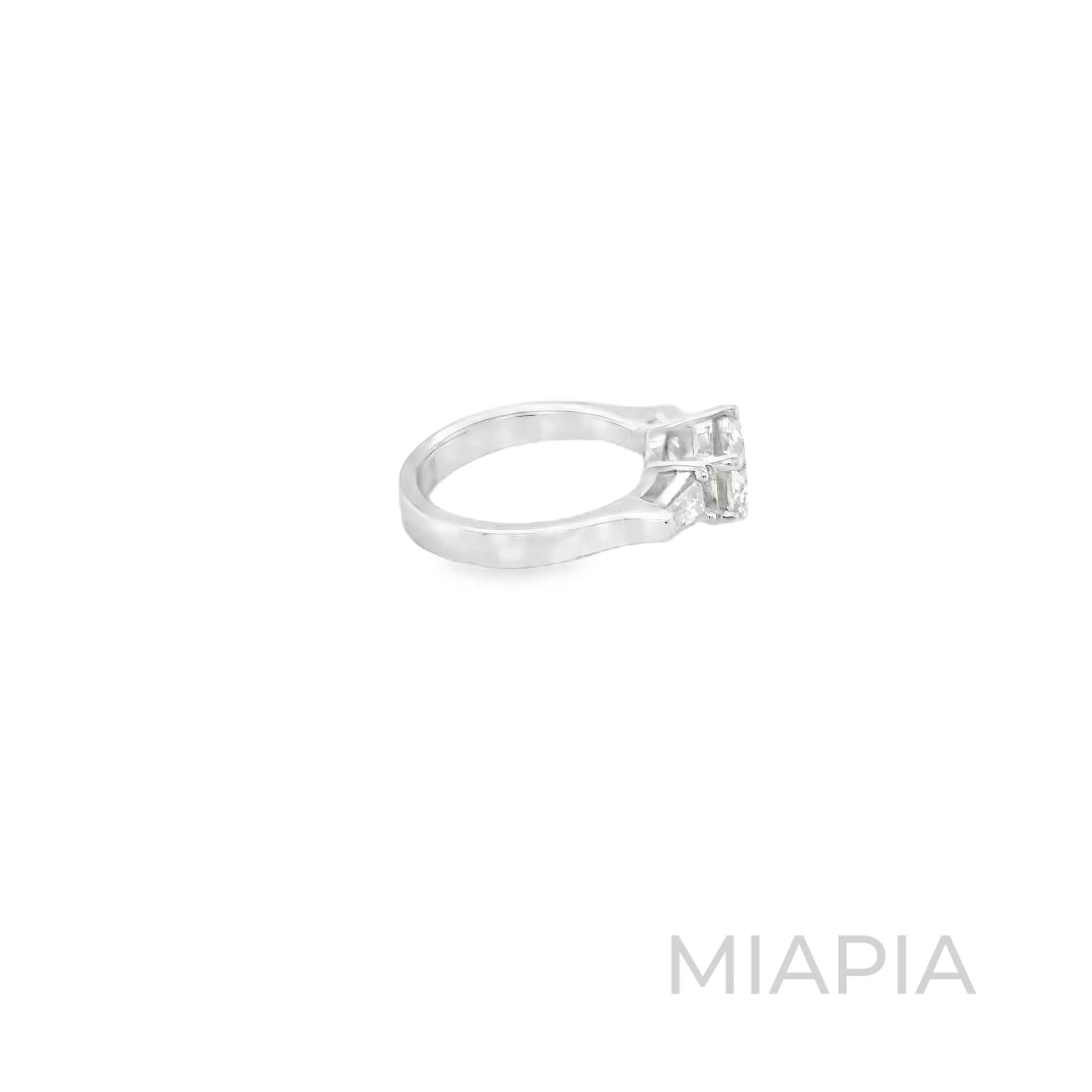 2 Carat Starburst Solitaire Ring