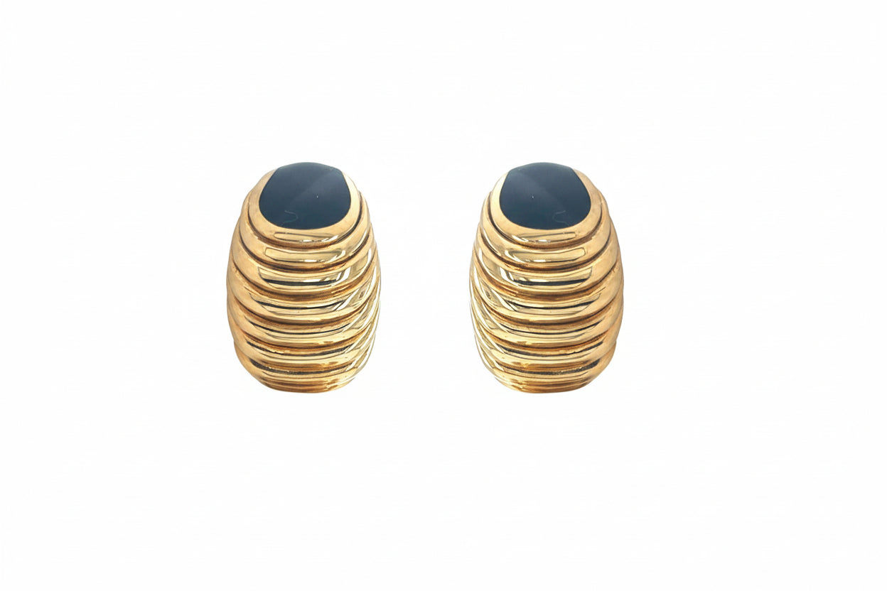Noir Curve Hoops