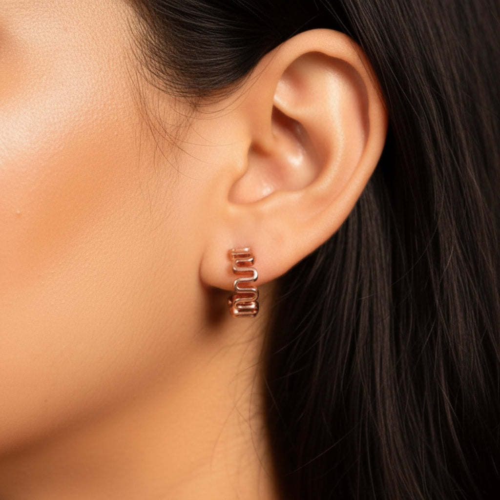 Ribbon Curve Earrings
