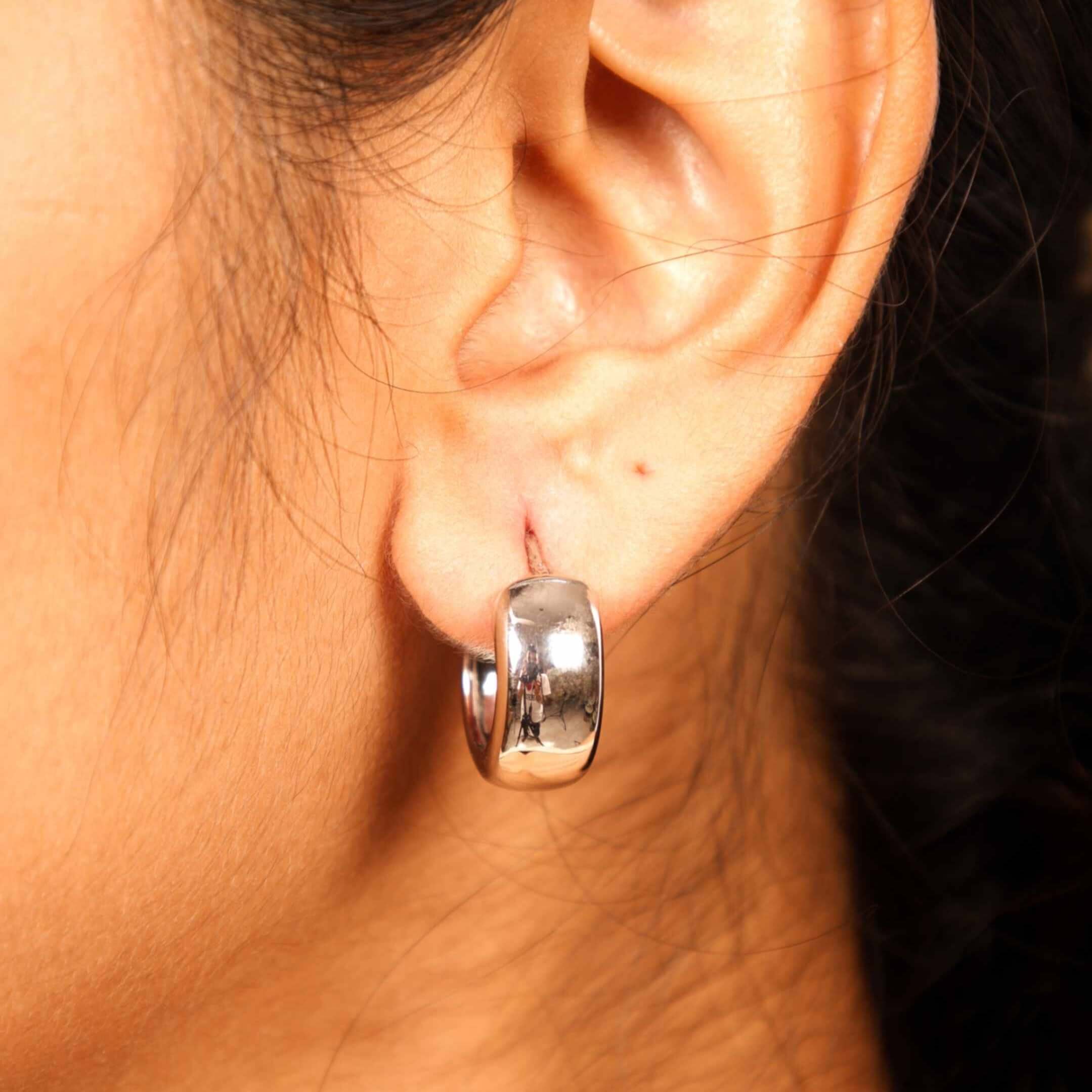 Rounded Radiance Hoops