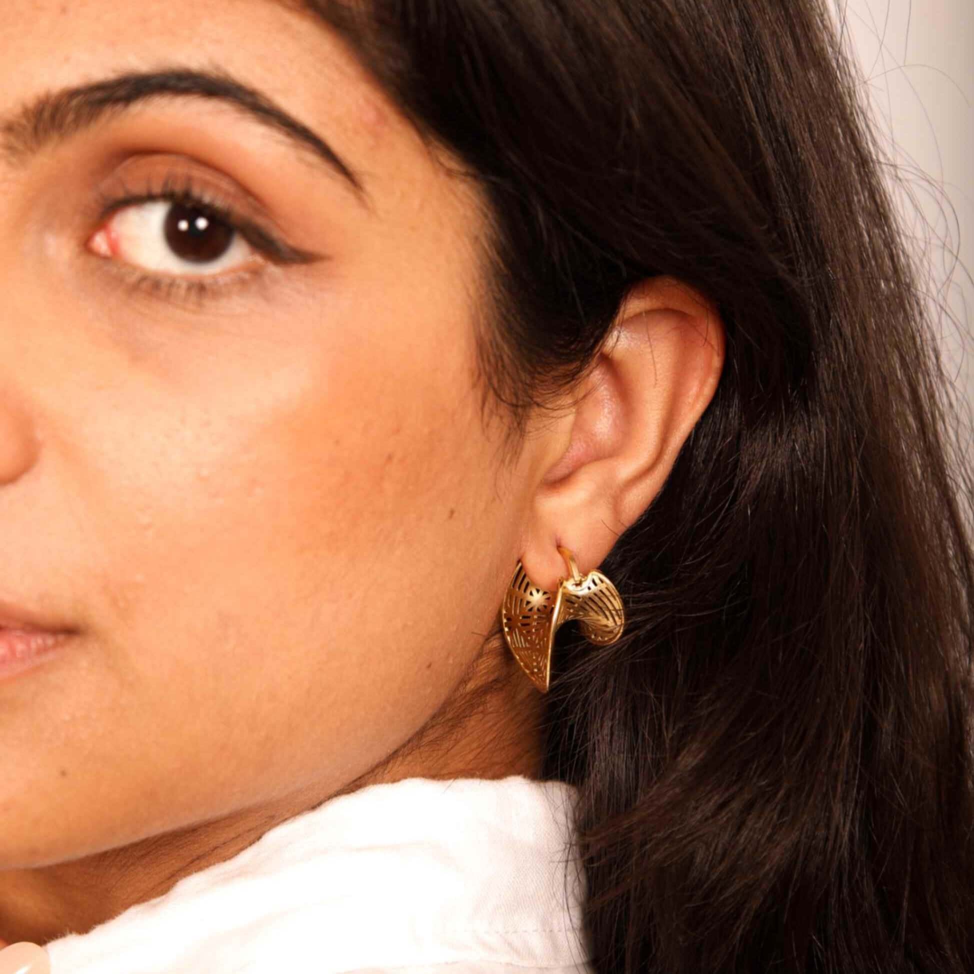 Filigree Flair Earrings